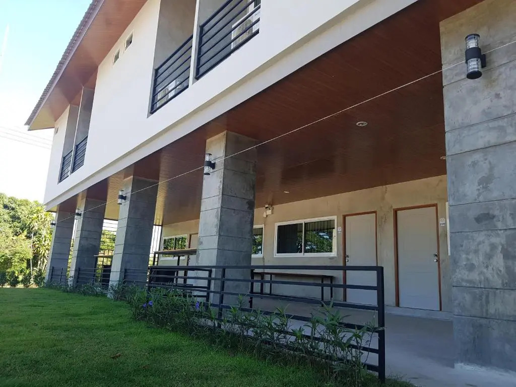 The Day Home Hotel