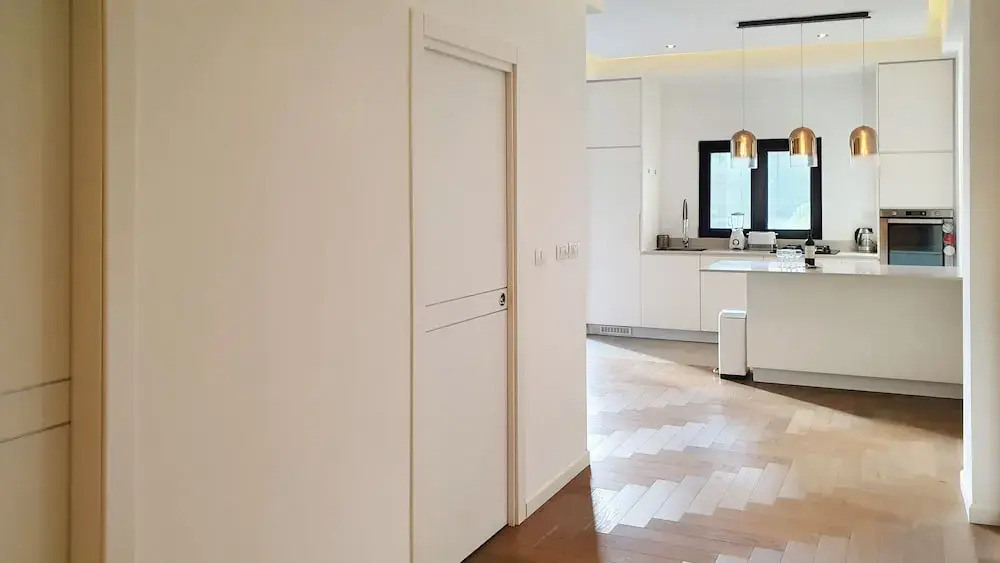 Brand New 2 Bedrooms Near the Beach TL55