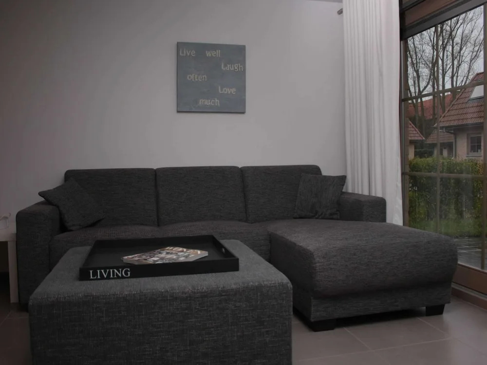 Lovely Holiday Home in Adinkerke With Fenced Garden