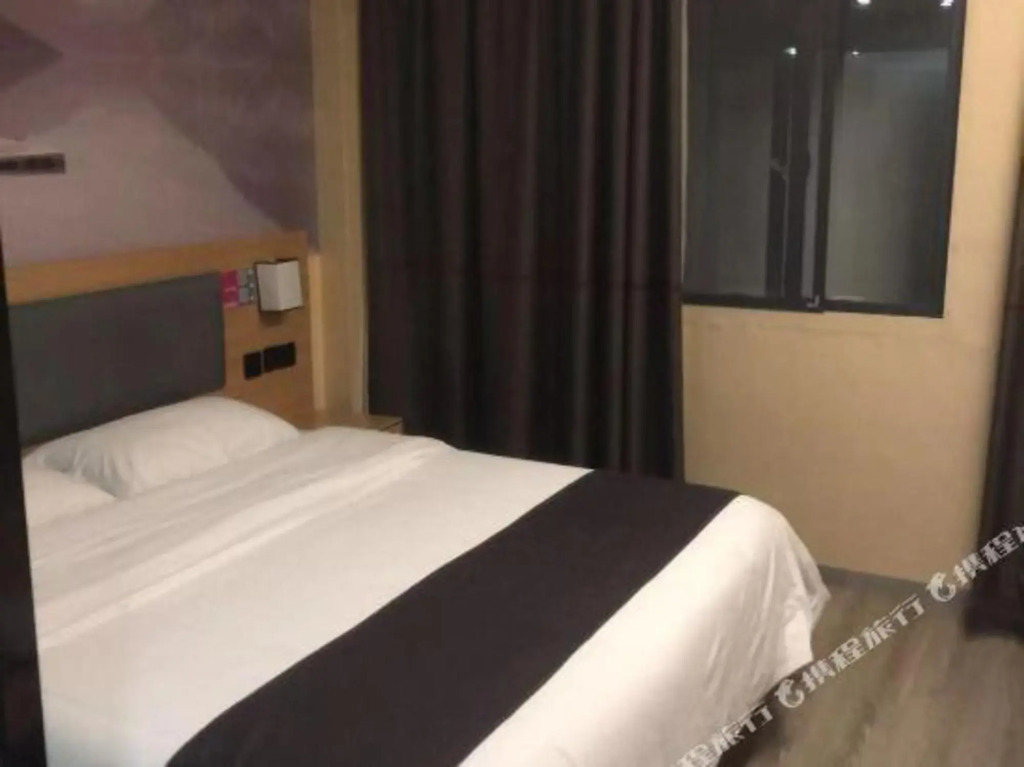 Shankee Hotel (Tongli Ancient Town Scenic Area Bus Station)
