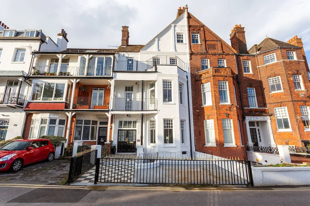 The Regency Apartments