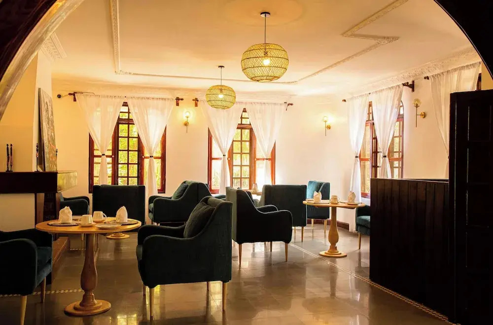 The Hidden Valley Lodge