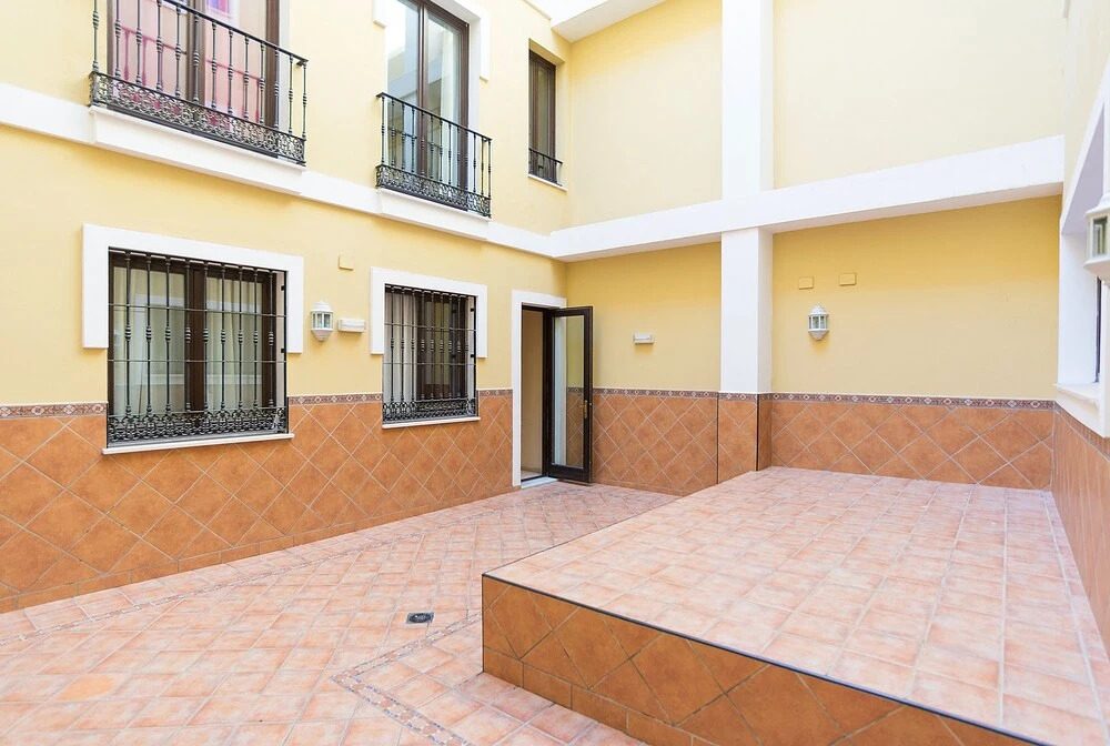 Carretería Center Apartments