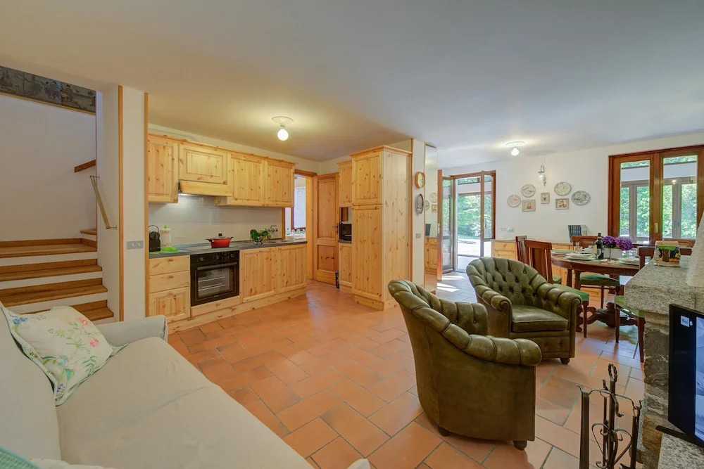 Villa Il Castagno Few Min From Beach - Happy Rentals