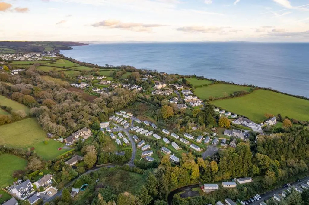 The Escape Luxury Pod Close To Beach
