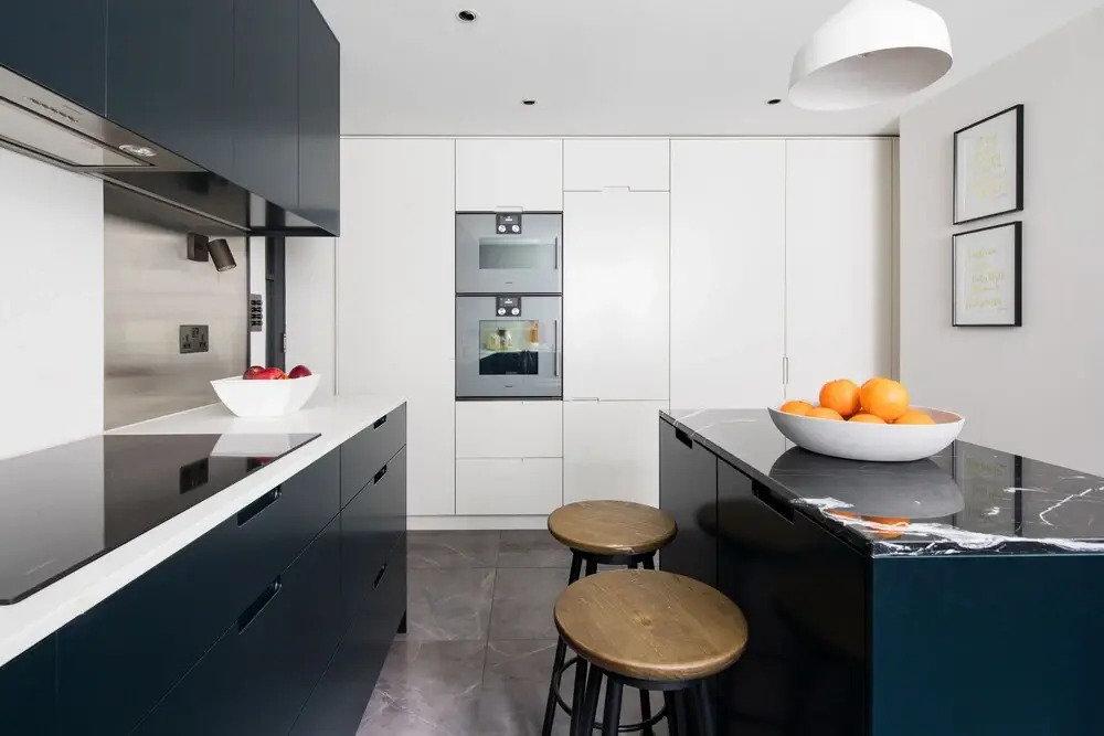 Iverna Gardens by Lime Street