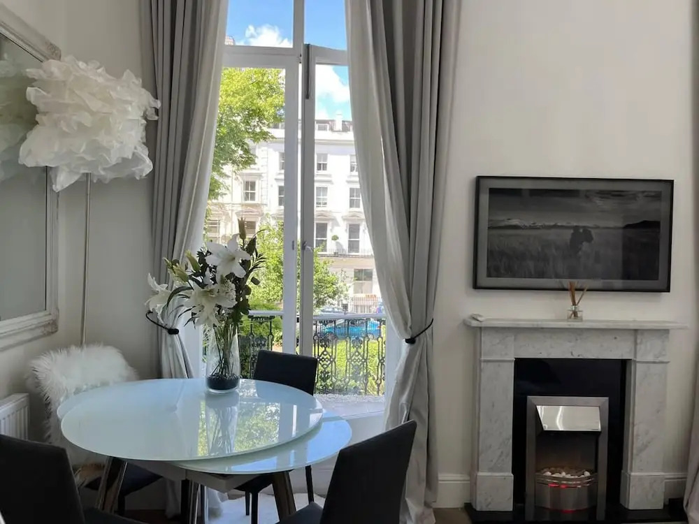 Notting Hill Luxury 2-4br / 2 Roof Terraces