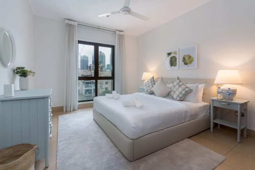 Spacious 2bedroom With Burj View in Downtown Dubai