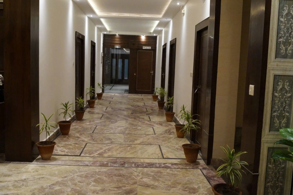 Hotel Tara Palace By Goyal Hotels