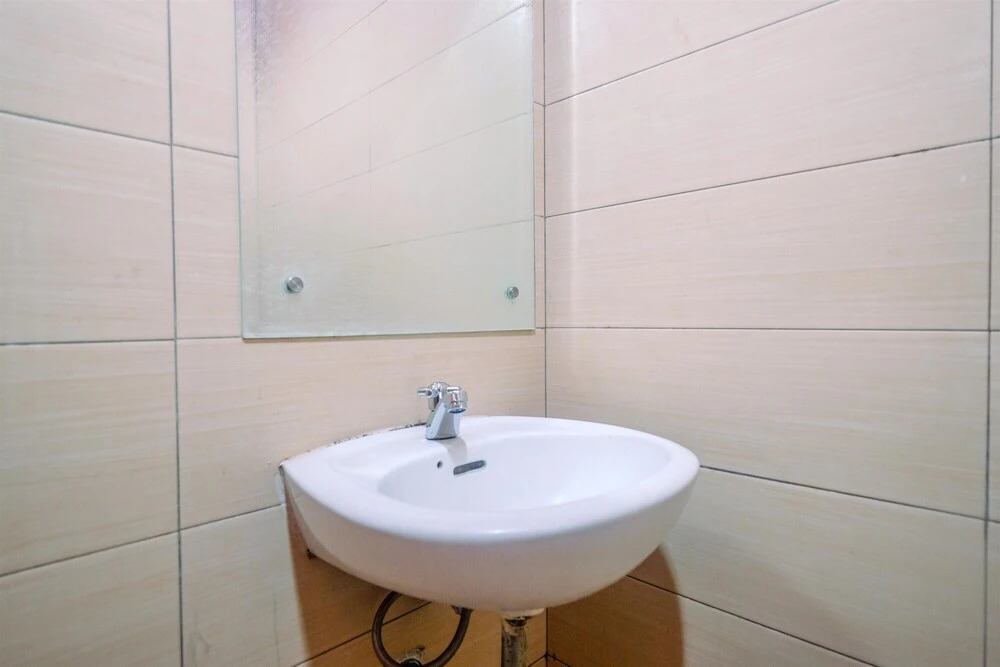 Fully Furnished with Comfortable Design Studio Apartment Margonda Residence 5