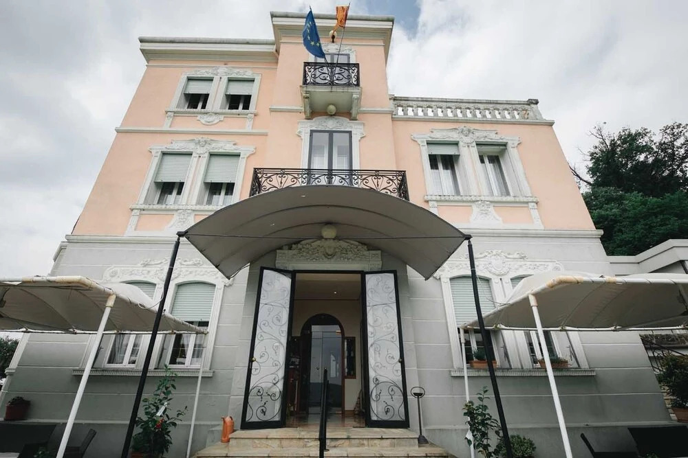 Villa Lussana