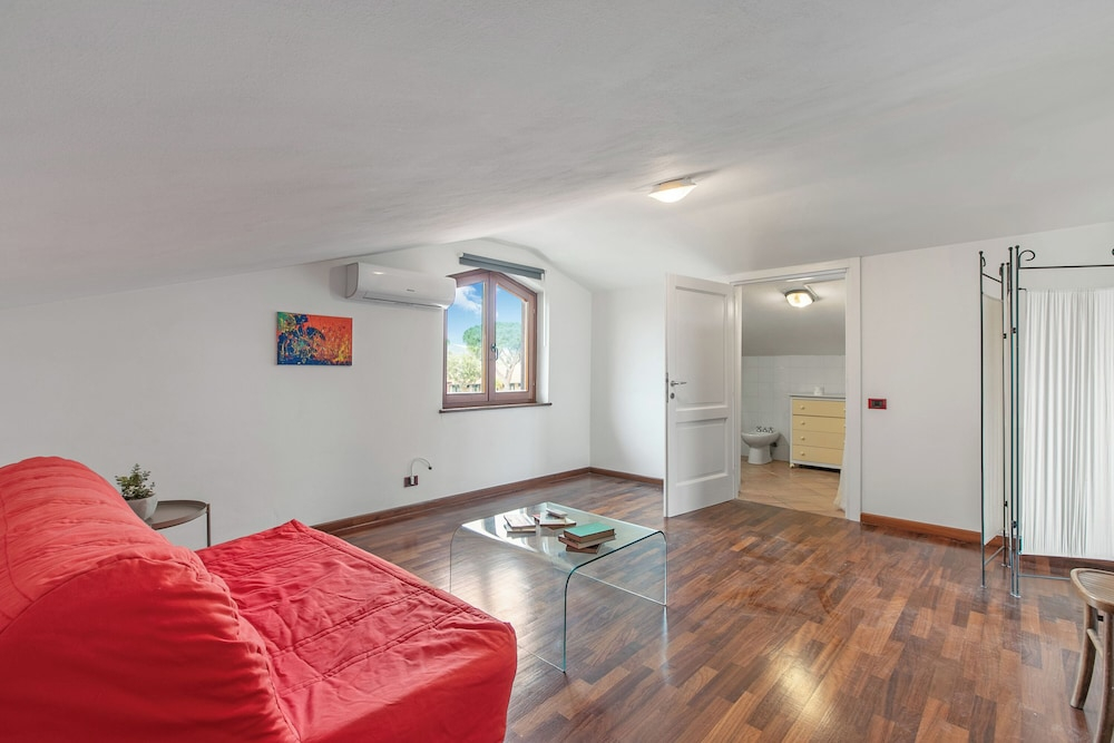 Villa Adriana Capalbio with A/C, BBQ and Parking - Happy Rentals