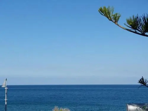 4BR Newly Renovated Retreat Tranquil Coastal Haven