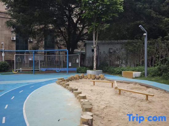Shenzhen Kaimeiyue Hotel International Holiday Apartment (Shangmeilin Subway Station Branch)
