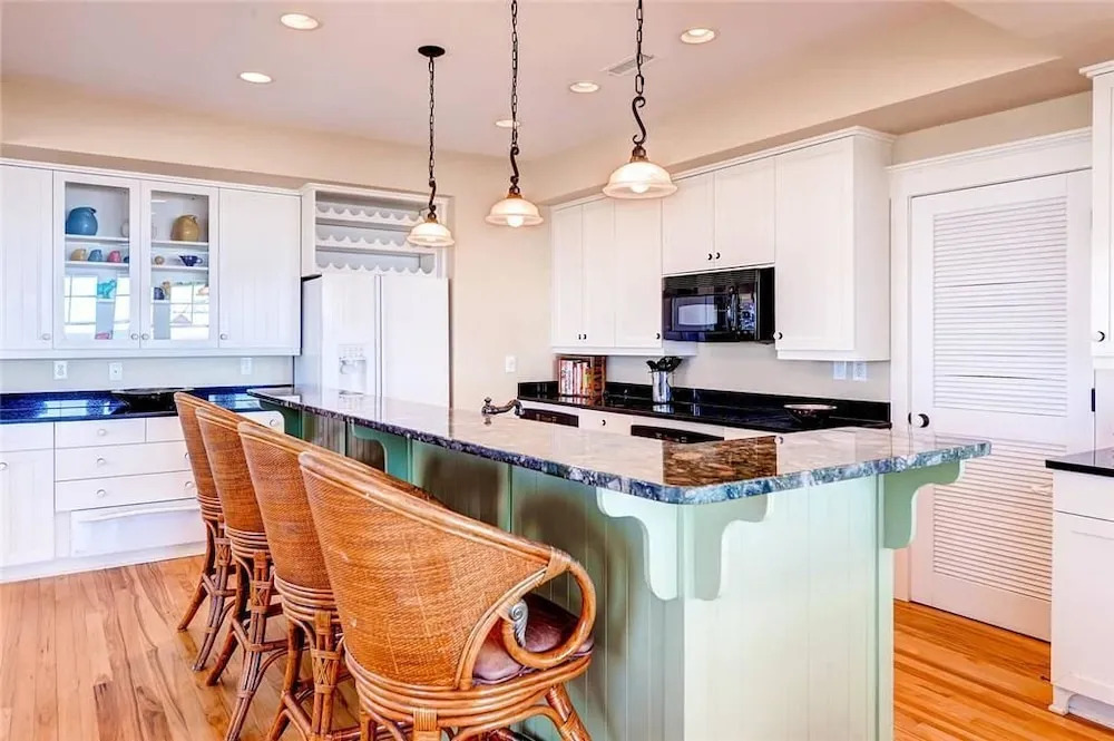 Chirico House 6 Bedroom Holiday Home By Bald Head Island