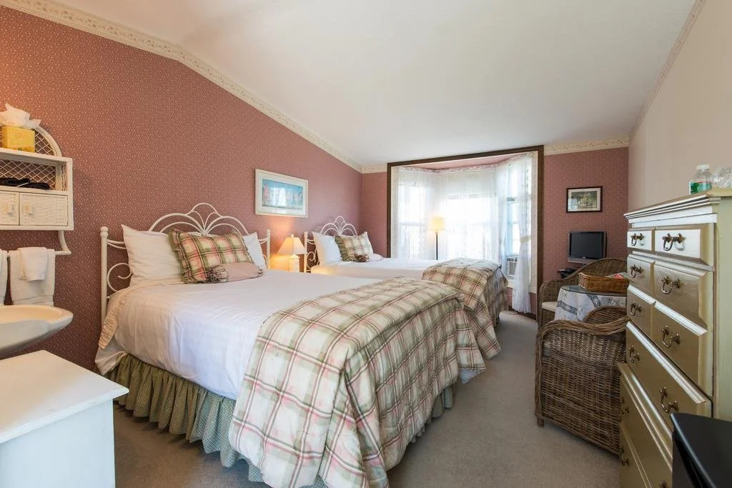 Hanover House Inn