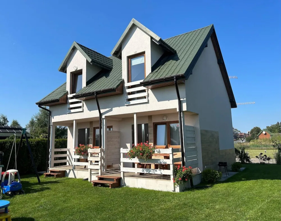 Holiday house with terrace, Sarbinowo