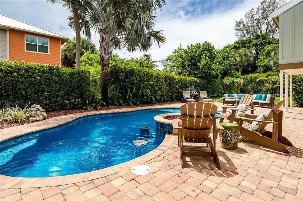 Miramar 124 Upper Unit - Two Bedroom Home