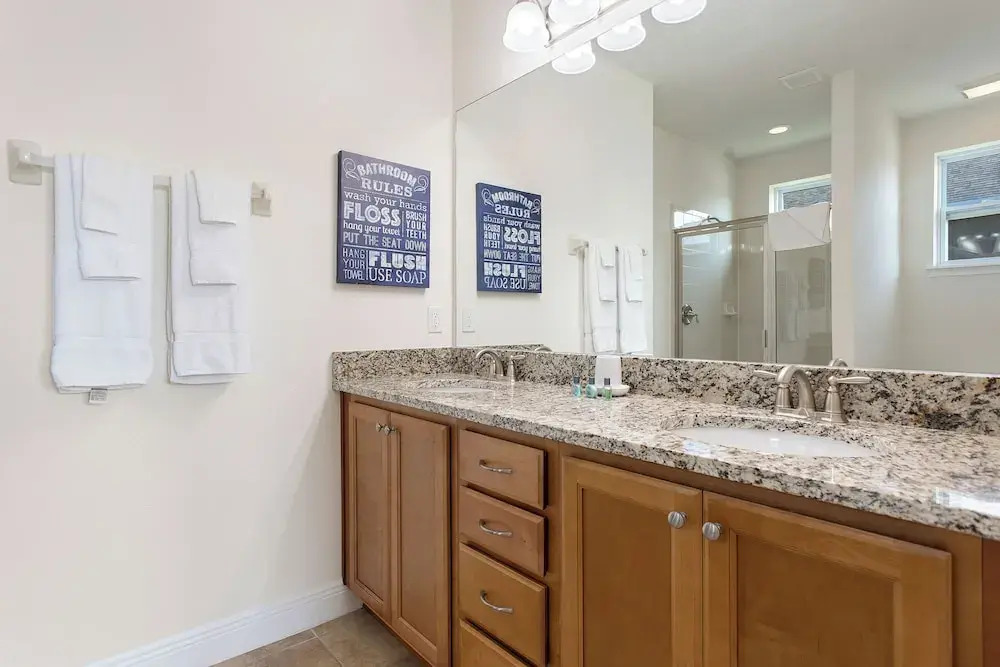 7500-8-ma-well Equipped Home