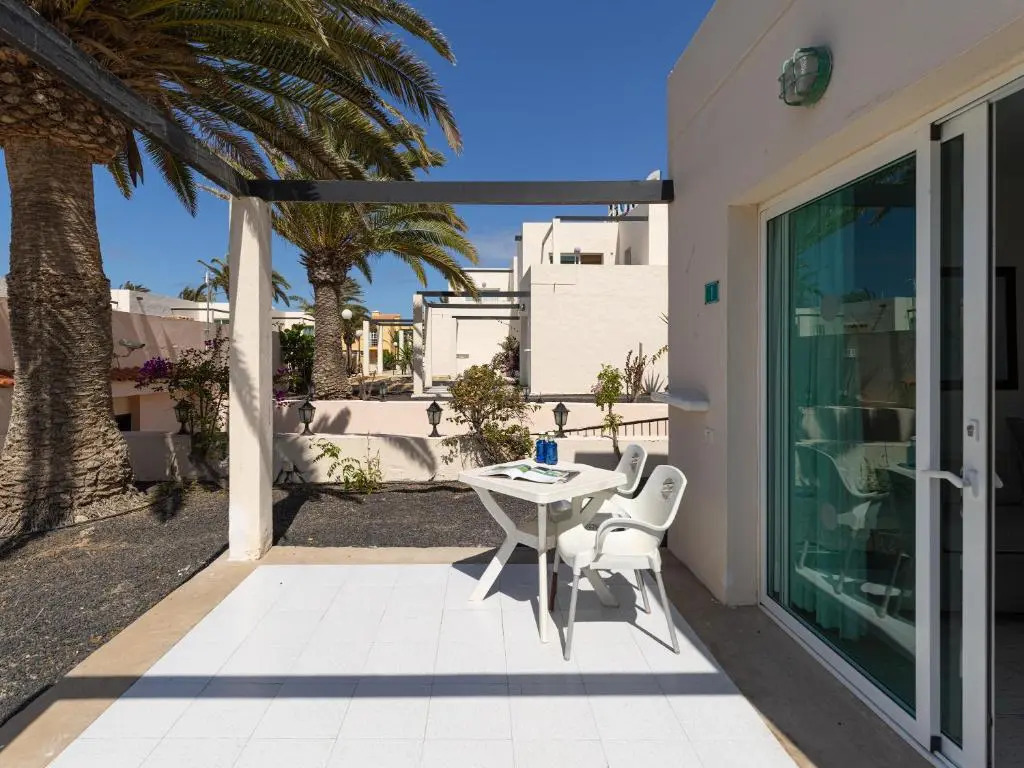 Apartamento 13 con terraza y piscina en Corralejo