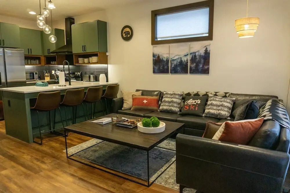 3 Br: Sanctuary 185 at Snowshoe