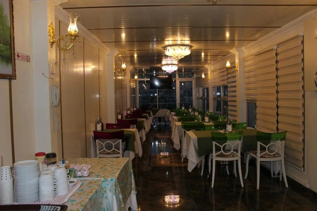 Celik Saray Hotel