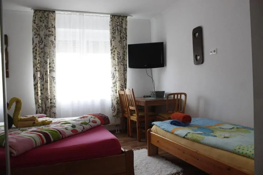 Varga Borbarát Vendégház Apartmanok