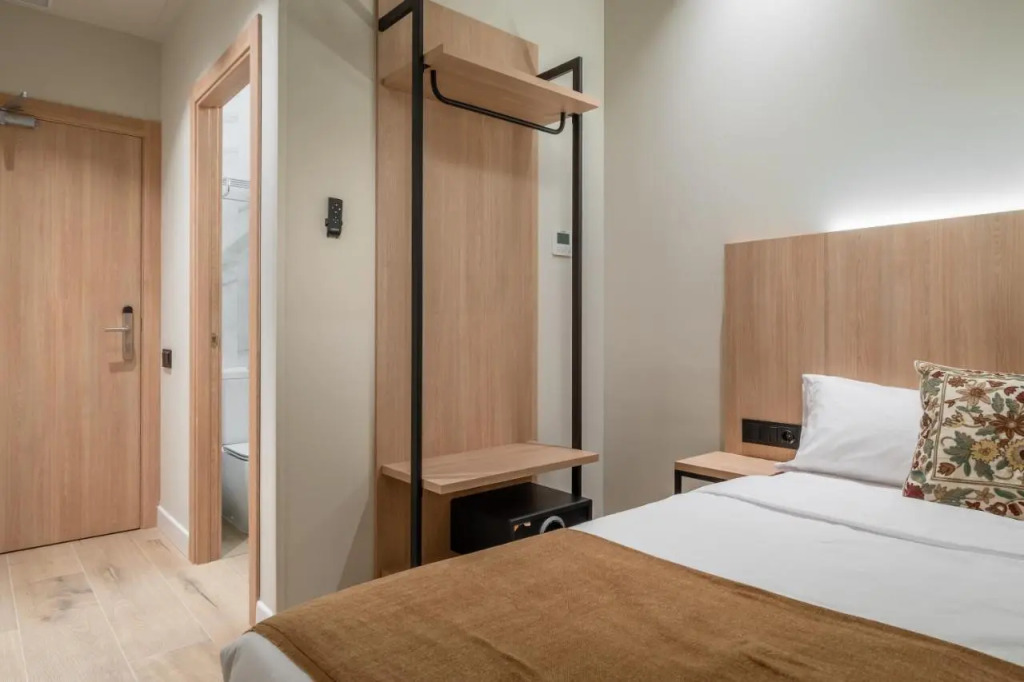 Aerohotel Barcelona Airport 24h