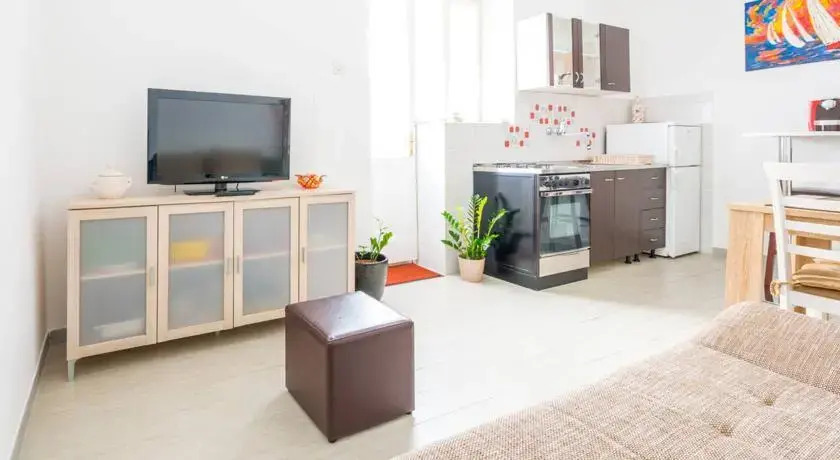 Apartments Helen