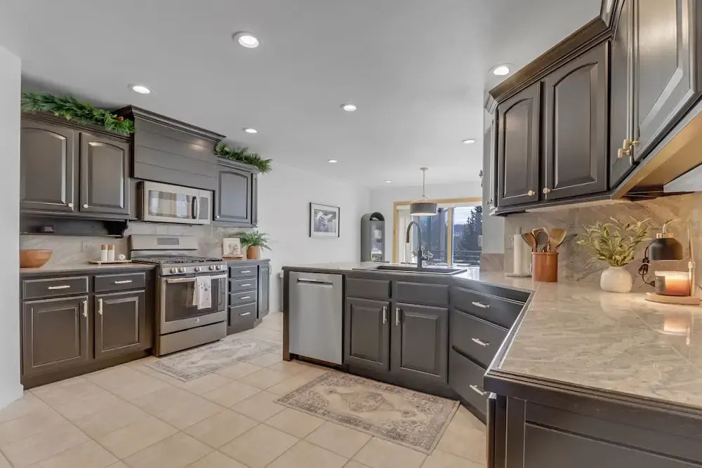 Pedal And Peak 113a 3 Bedroom Townhouse