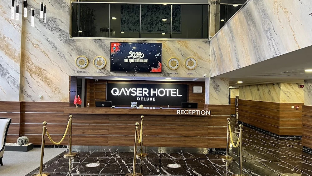 Qayser Deluxe Hotel