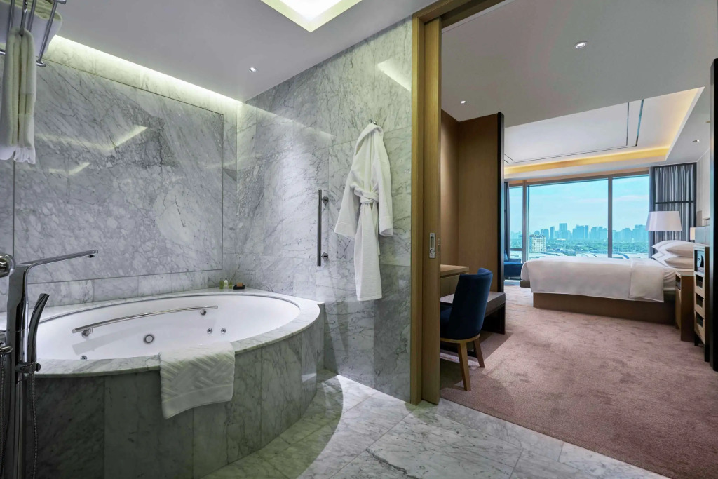 Hilton Manila Newport World Resorts