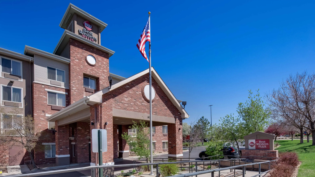 Best Western Plus Gateway Inn & Suites - Aurora