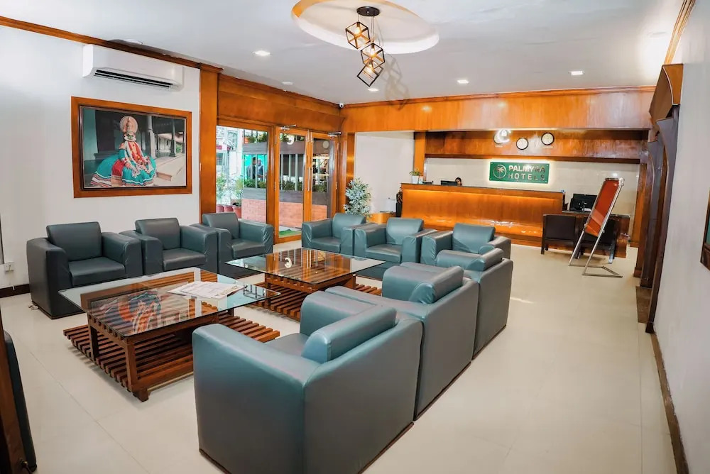 Hotel Palmyra Grand Inn