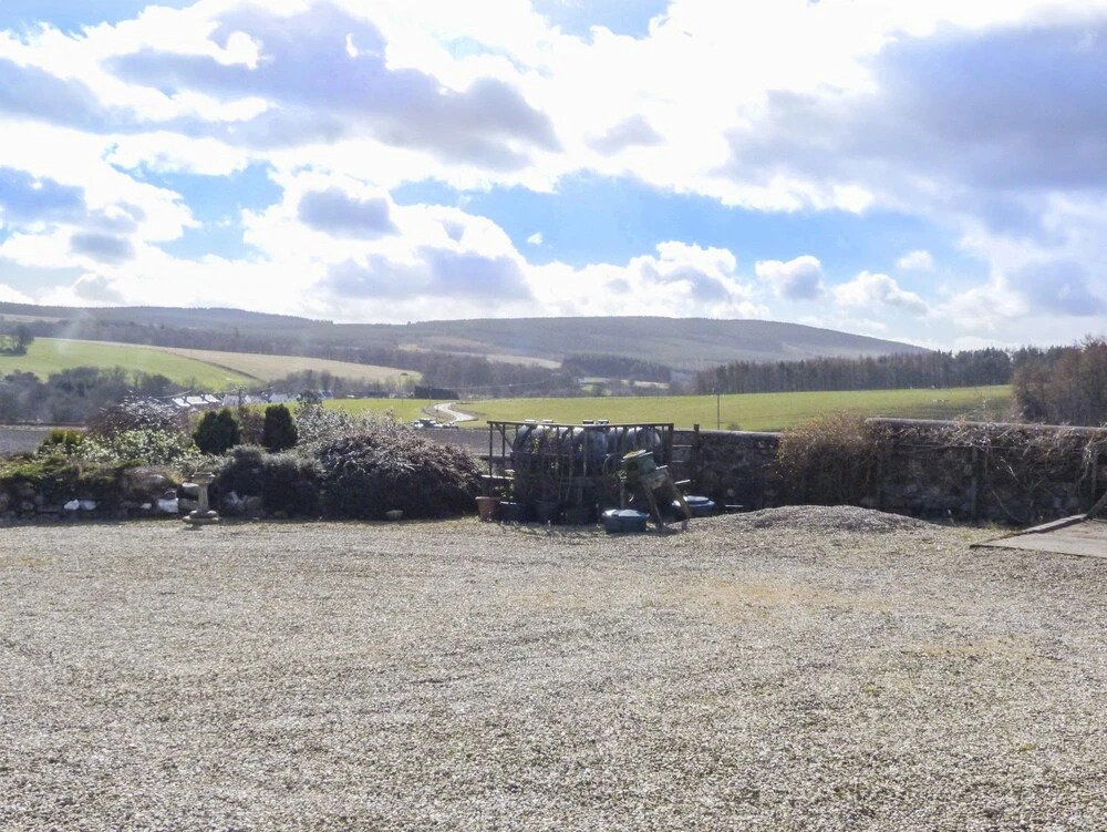 Hillview Bothy