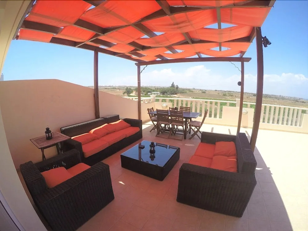 Seaview Apartment