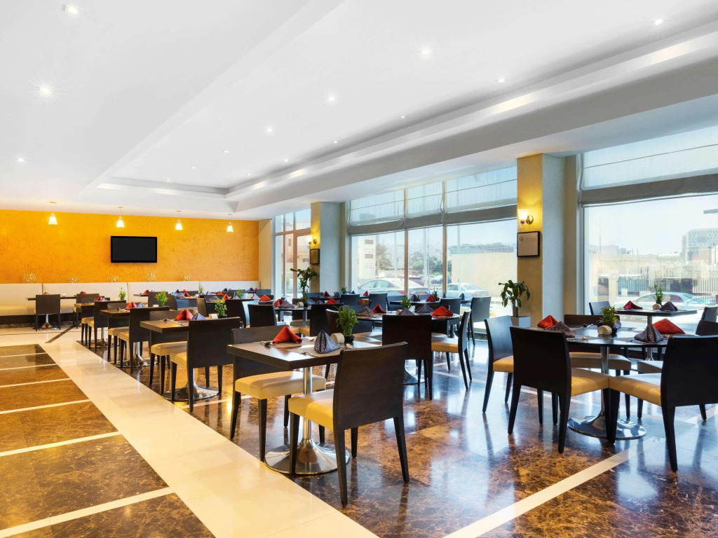 Отель ibis Muscat