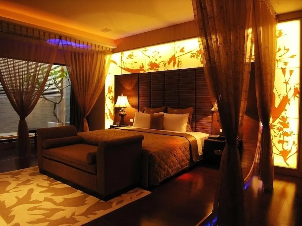 Mos Motel