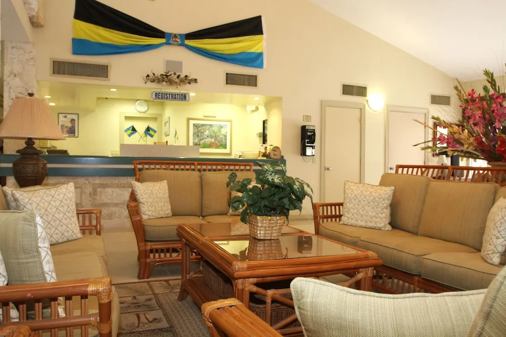 Castaways Resort & Suites