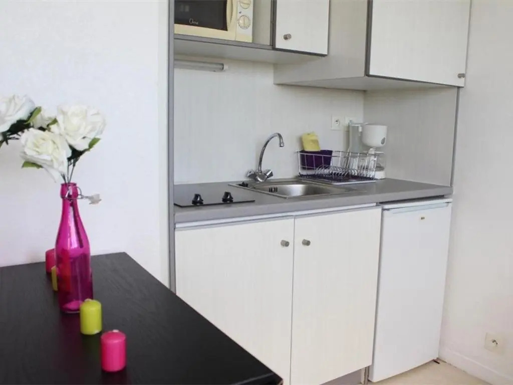 Appartement La Rochelle, 1 pièce, 2 personnes - FR-1-246-26