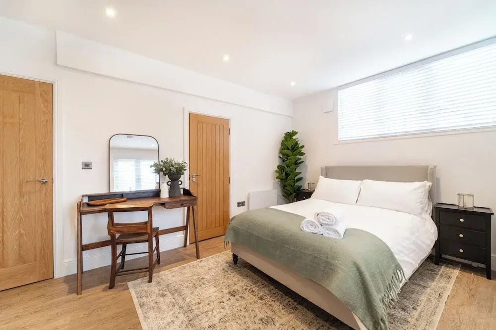 8 The Quadrant Luxury Apartments - Hoylake