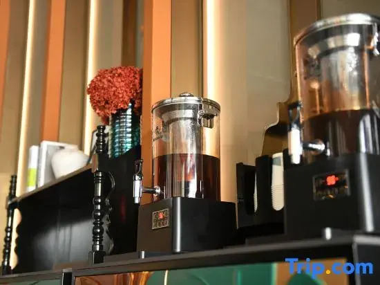Yue Impression Hotel (Jingzhou High-Speed Railway Station Fantawild Store)