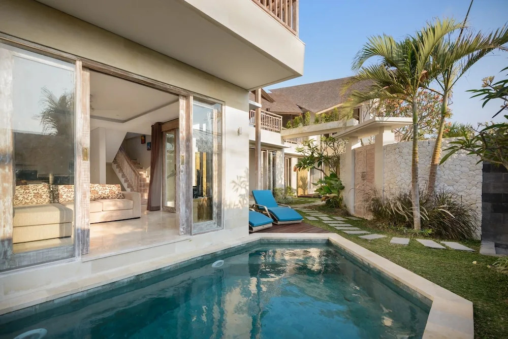 The Sari Balangan Villa