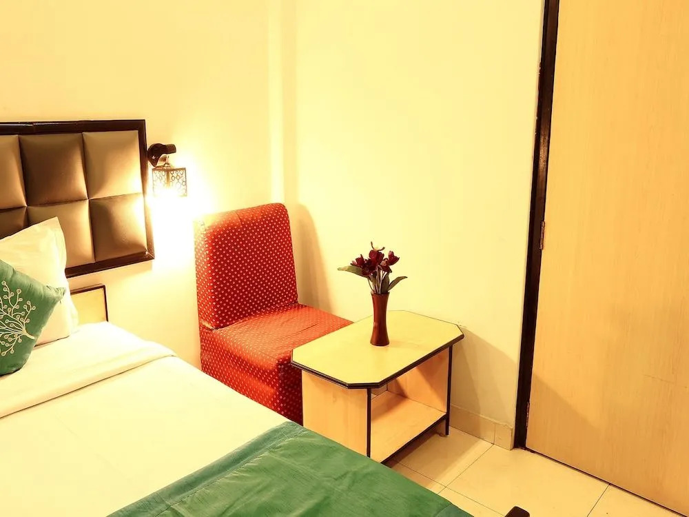 OYO 2506 Hotel Homely Raj