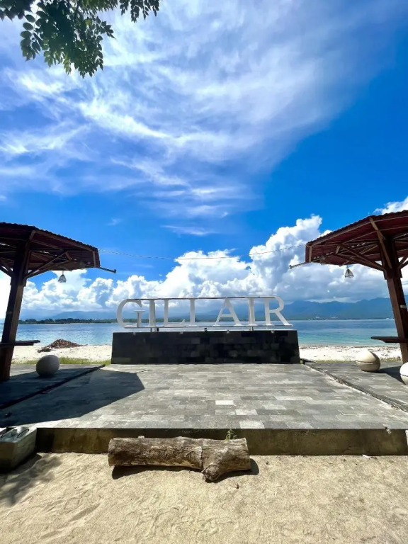GiliZen Resort - Private Pool Villas