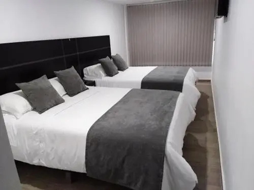 HOTEL JARDIN 38