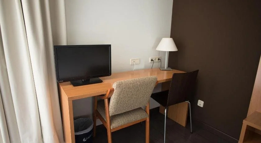 Hostal Mediterranea