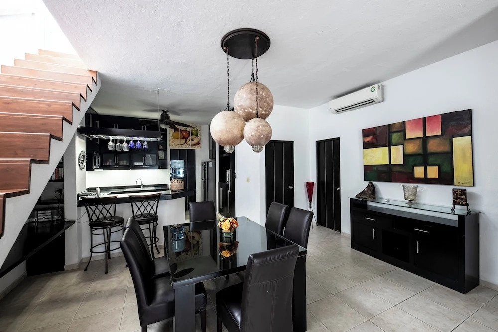 Penthouse Beach Holiday Private Jacuzzi Bbq Family Friendly Maid Service