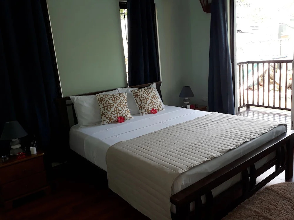 Mer Riviere Self Catering