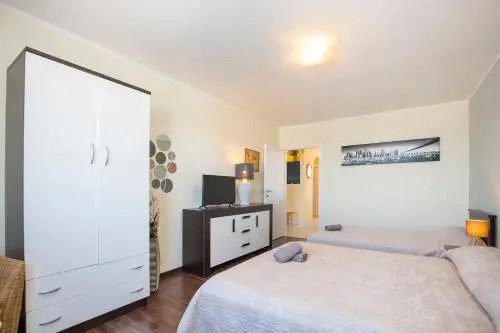Apartment Arena
